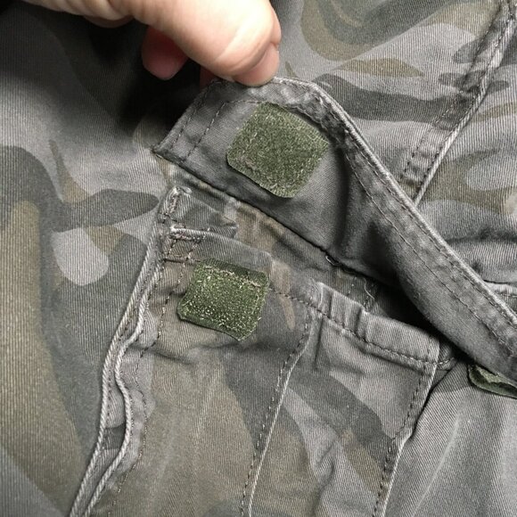 Wrangler Mens Camo Cargo Shorts size 40 - 42 Green Cotton Stretch Camouflage - Picture 8 of 13